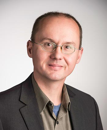 Photo of Jao Vandelagemaat.