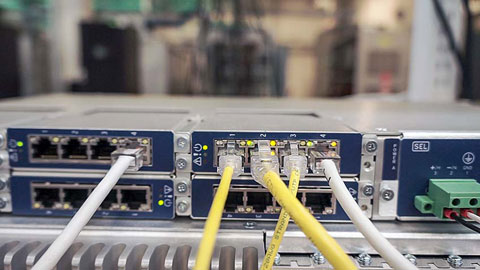 Microgrid controller