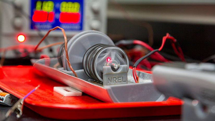 Thermomagnetic generator prototype